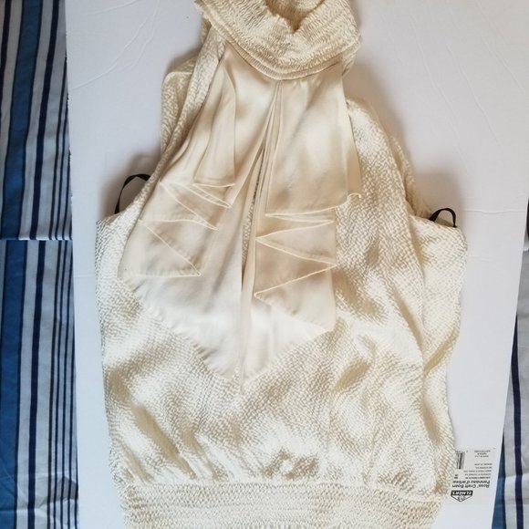 BeBe- Halter Blouse - Picture 2 of 4